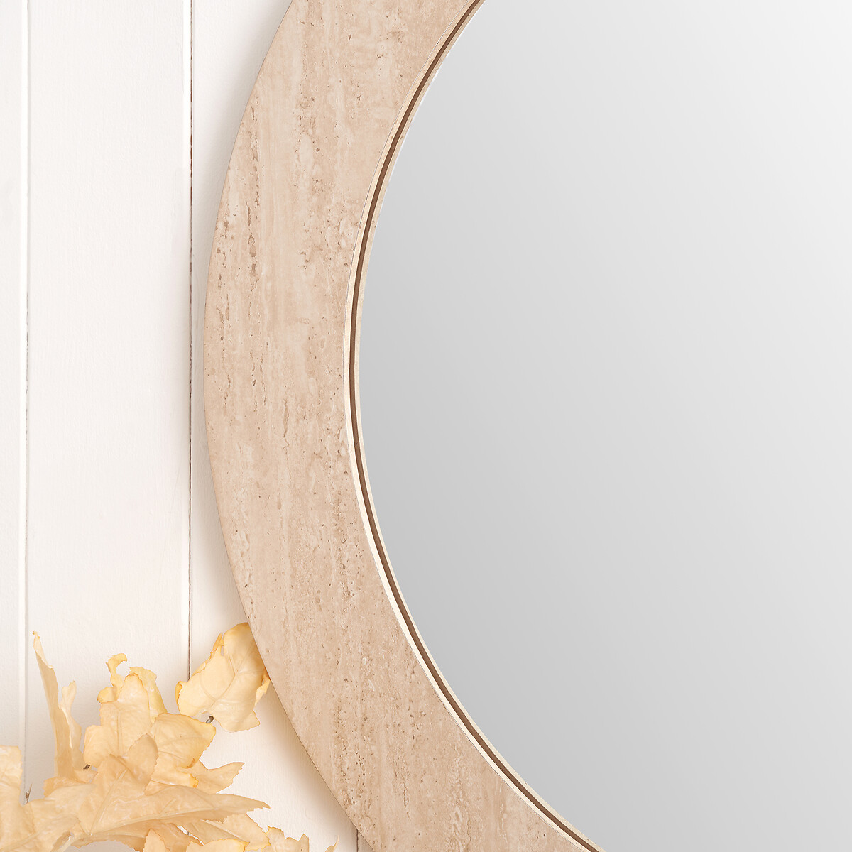 80cm Treviso Round Travertine Effect Veneer Wall Mirror travertine, ÉDITÉ