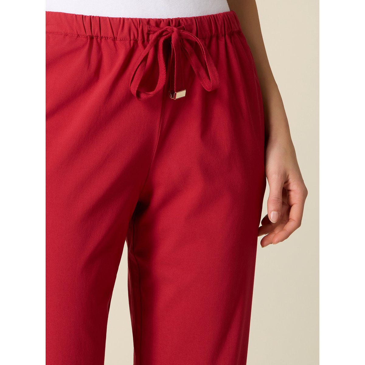 Pantalon cropped rouge, OLTRE