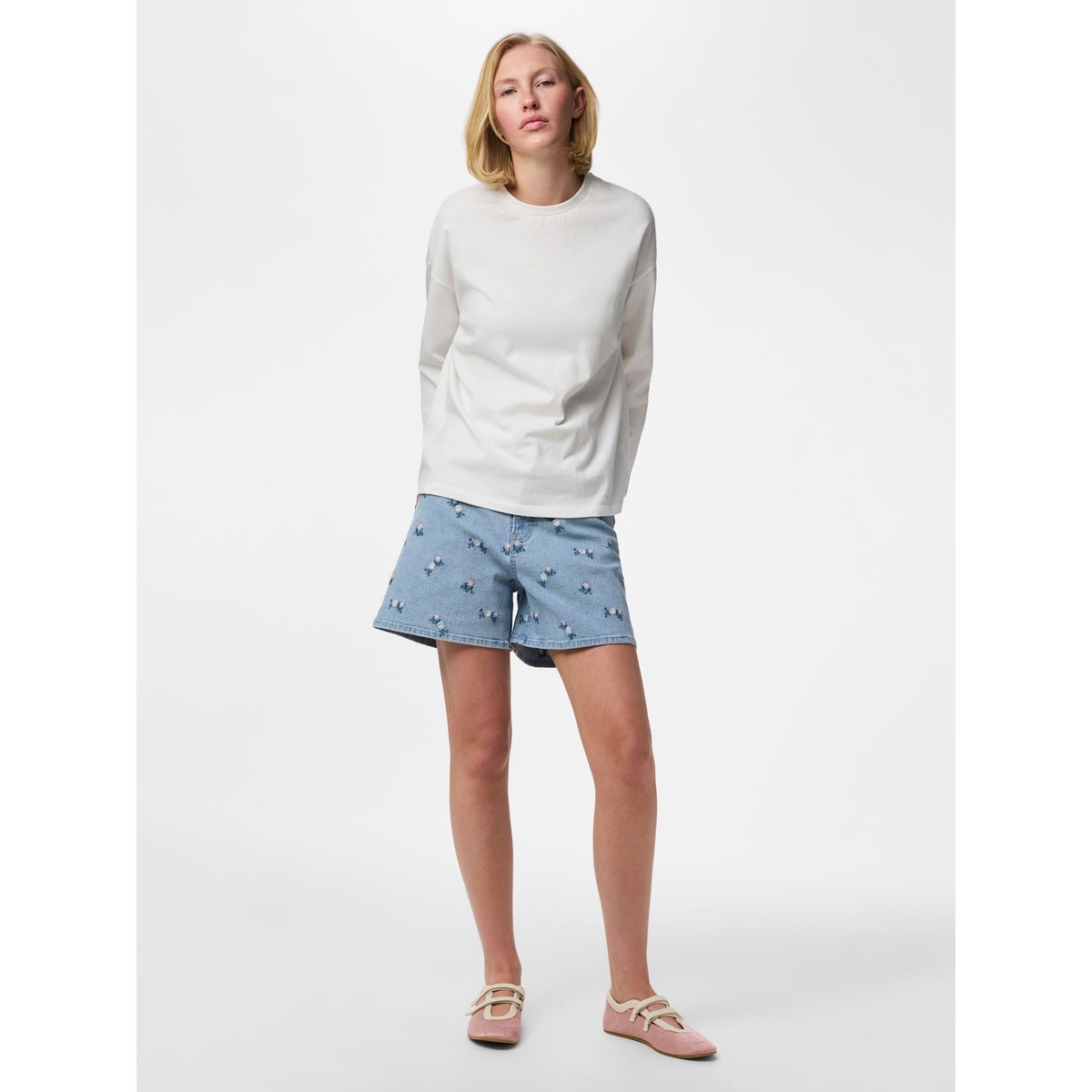 Shorts En Jean light blue denim, PIECES