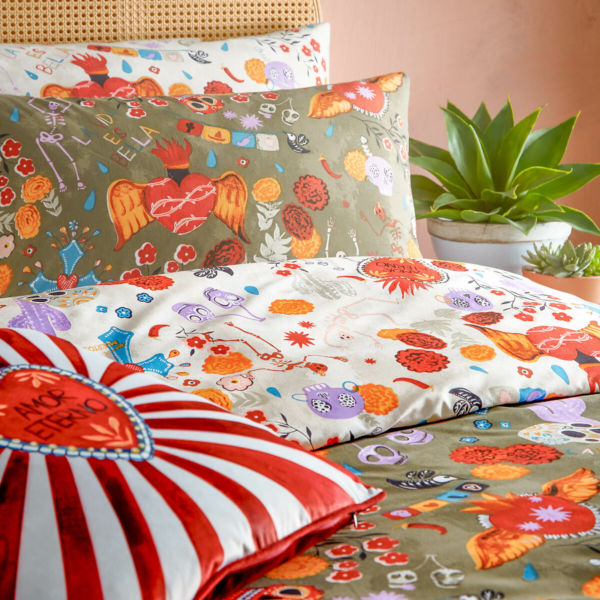 La Vida Festive Reversible Duvet Cover and Pillowcase Set multi-coloured, FURN.
