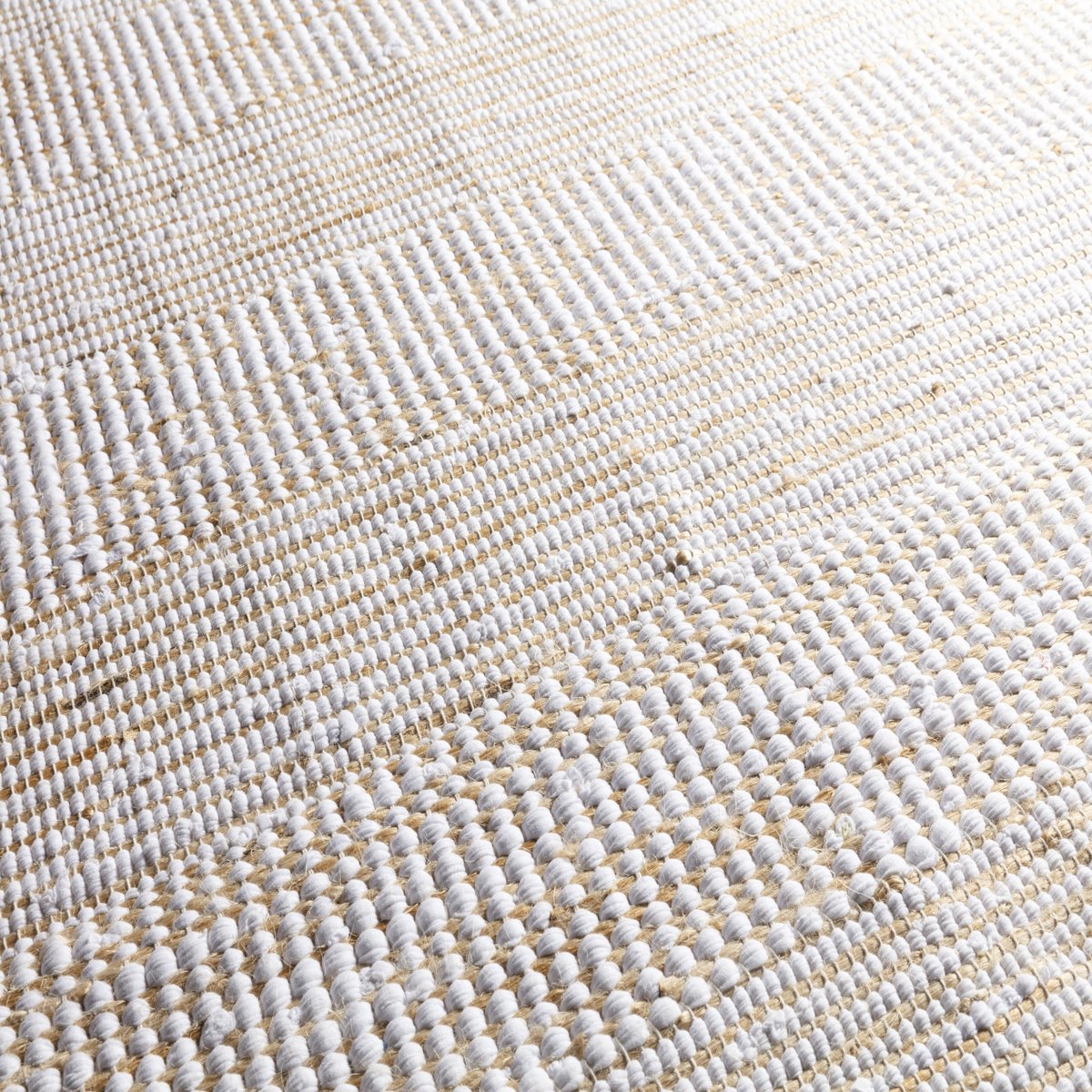 Tapis à franges en coton et jute motif rayé TOFOU blanc naturel, THE DECO FACTORY