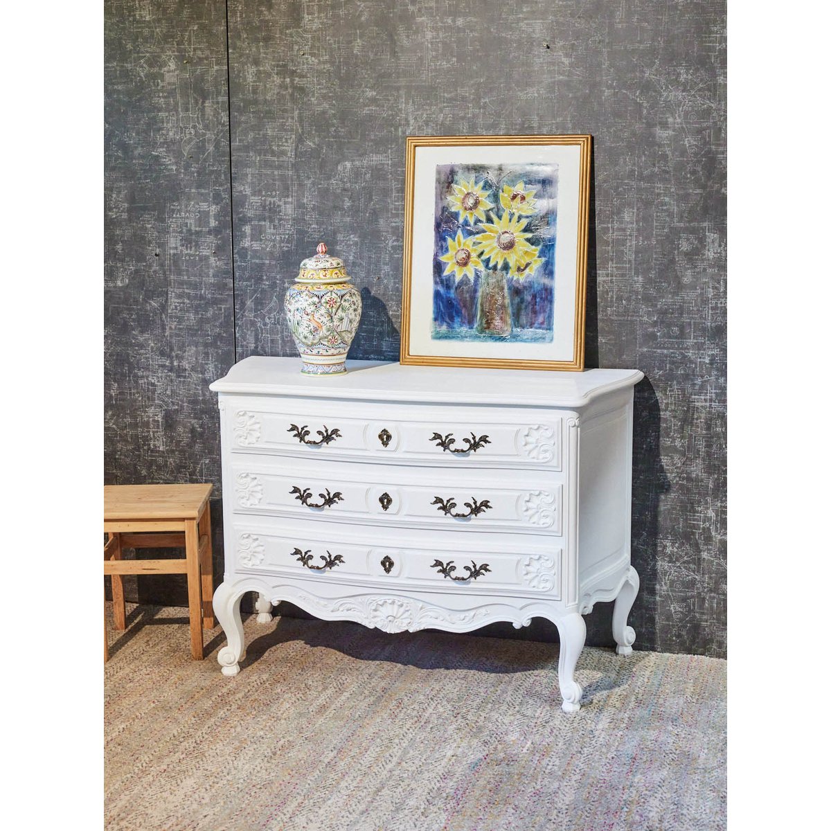 Commode en bois relooké style Louis XV Garance N°755 - Bon état blanc, DEBONGOUT