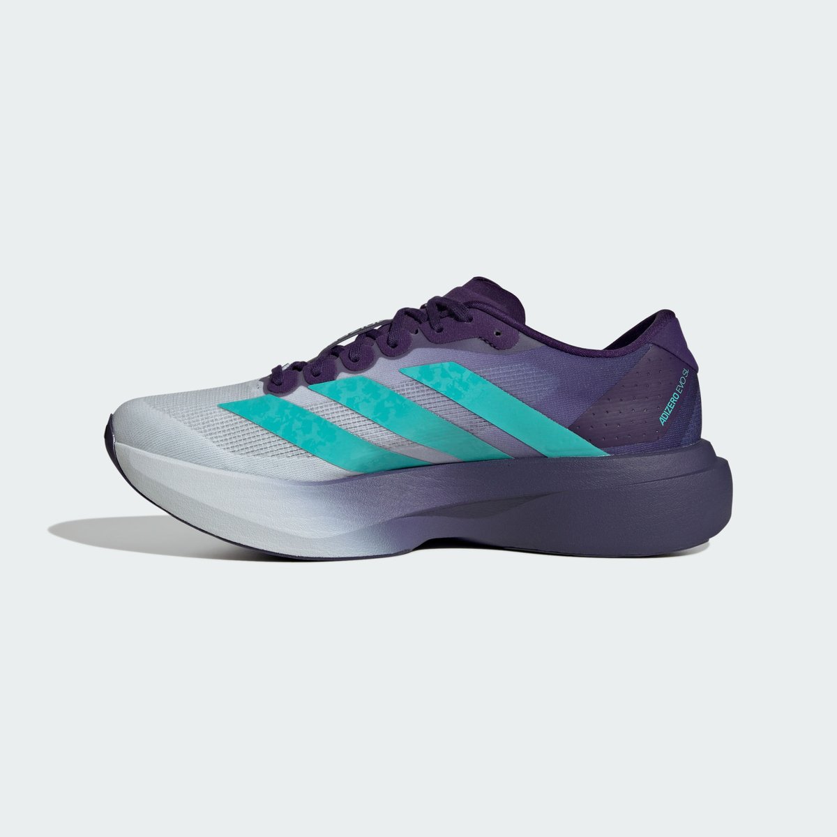 Chaussure Adizero Evo Sl Mercedes Amg Petrona F1 Team Chaussure Adizero Evo Sl Mercedes Amg Petrona F1 Team blue tint / semi mint rush / dark purple, adidas Performance