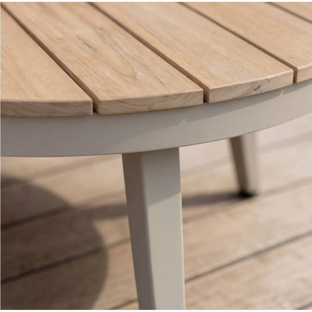 Salon de jardin en aluminium SAYEN beige, MADE IN MEUBLES 