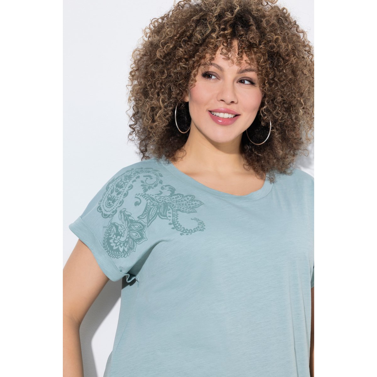T-shirt oversize, fleurs 3D vert mousse clair, ULLA POPKEN