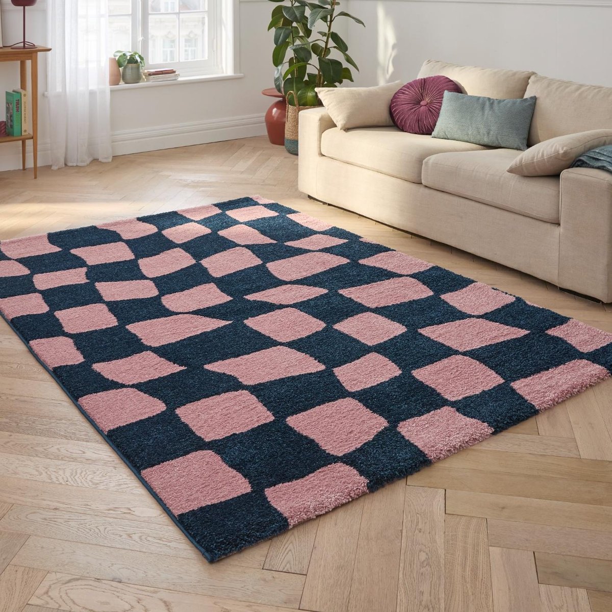 Tapis de salon vintage 70’s damier GROOVY bleu, NAZAR RUGS