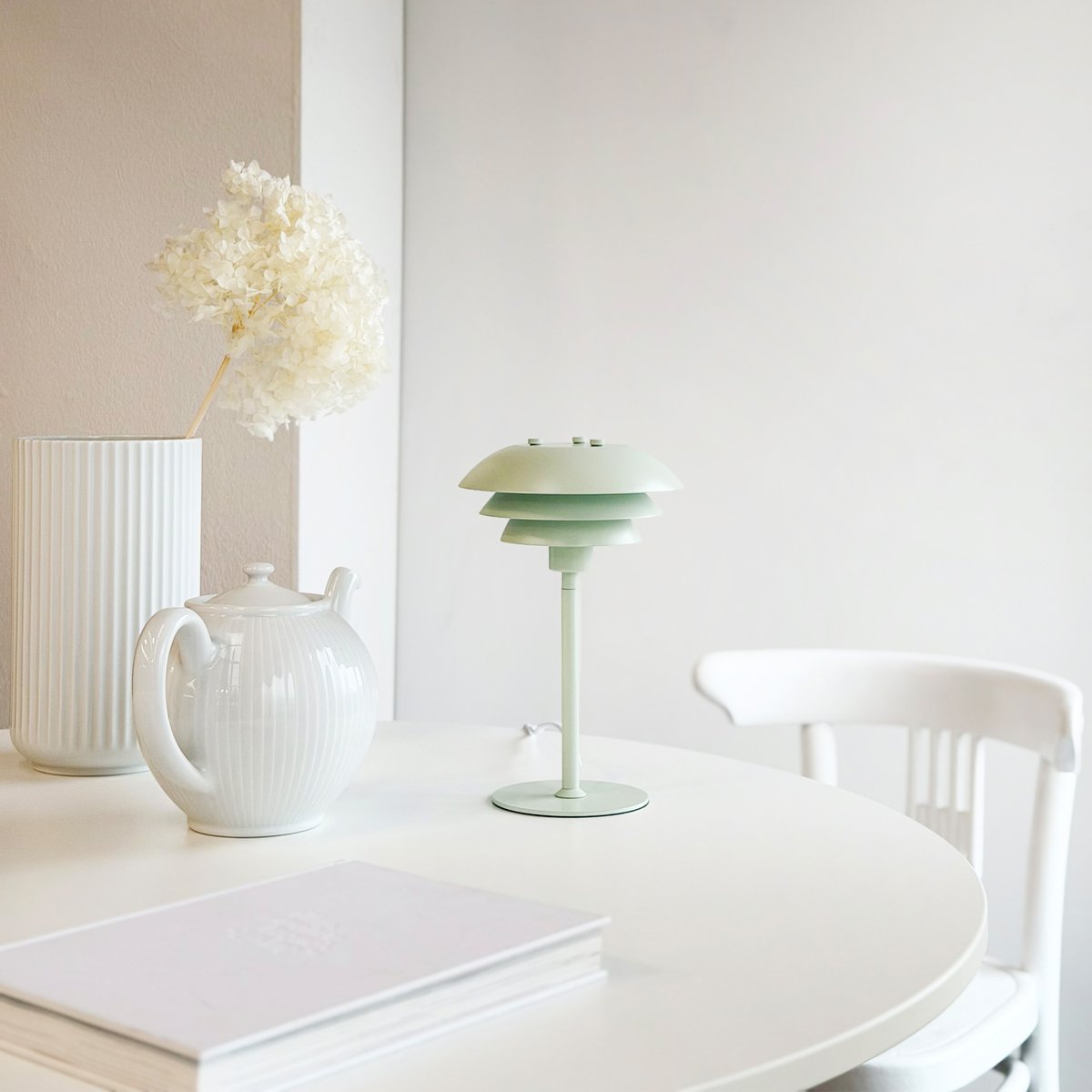 Lampe de table SIXTEEN vert menthe, DYBERG LARSEN