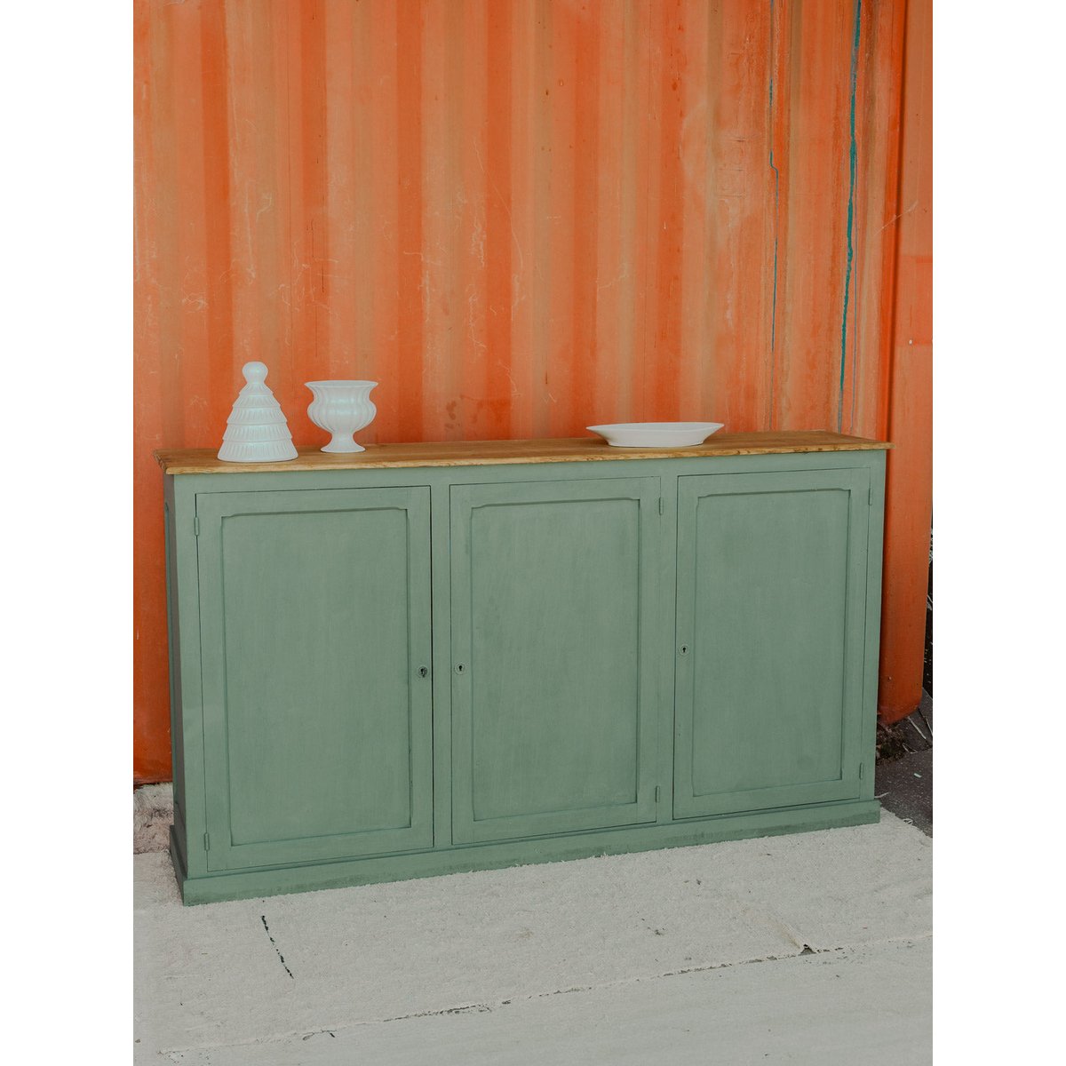 Long buffet en bois vert d'eau Gilbert N°1591 - Bon état bois clair, DEBONGOUT