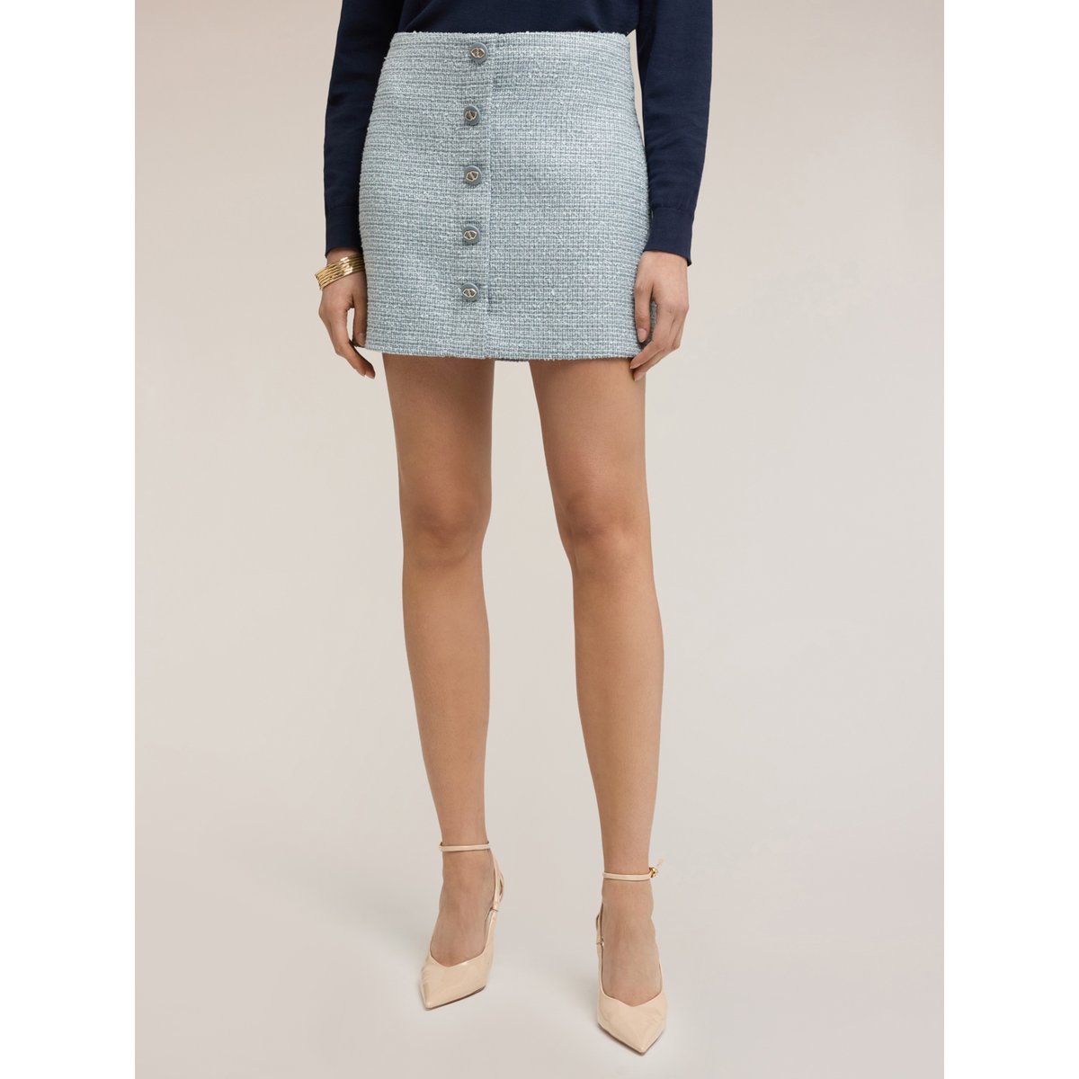Mini-jupe en tissu bouclé light - blue, MOTIVI