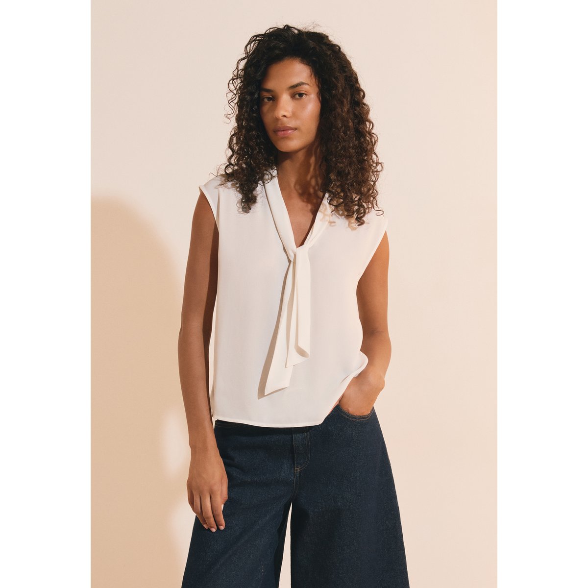 Blouse à col lavallière CAPUCIN perle, ETAM