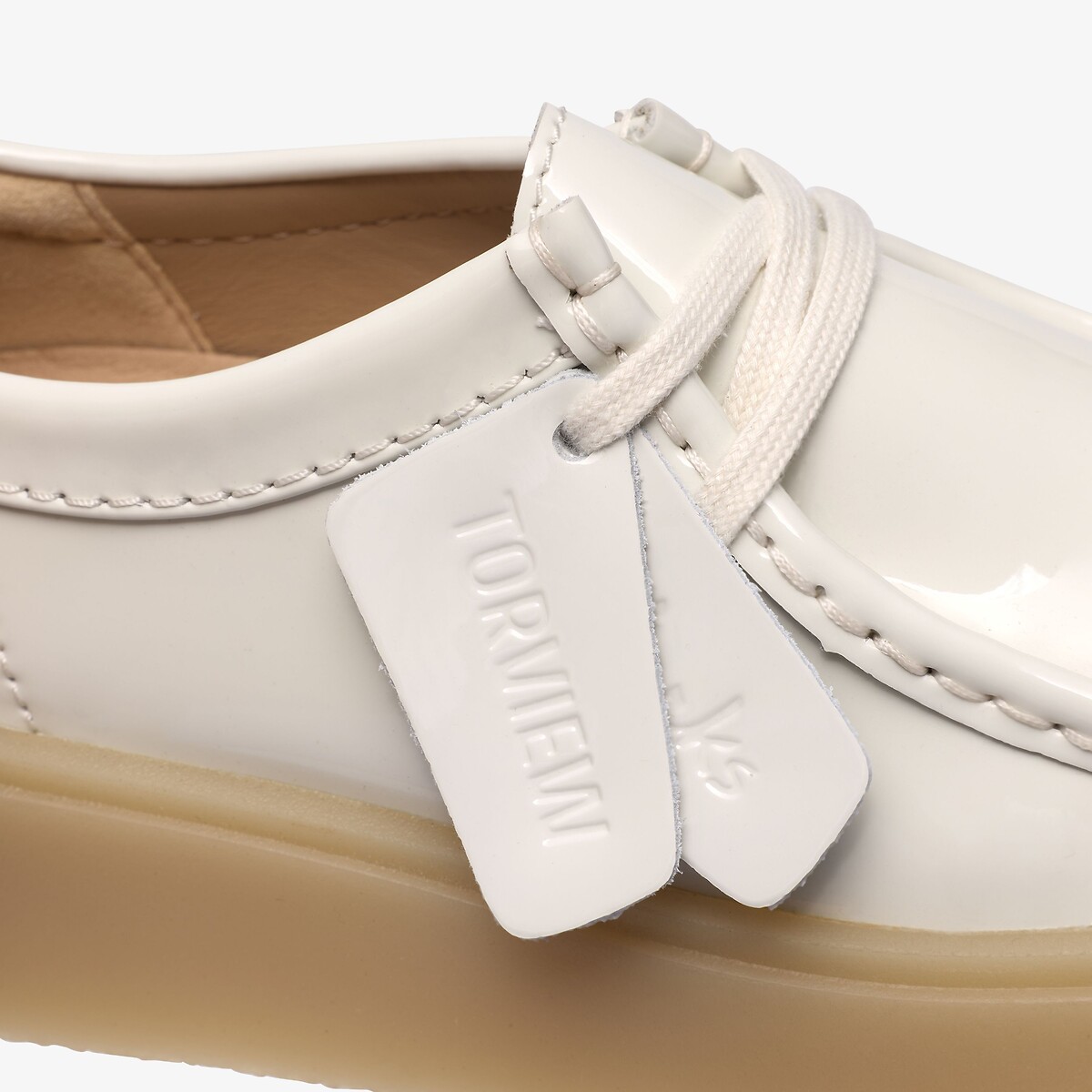 Sapatos em pele envernizada, TORVIEW W branco envernizado, CLARKS