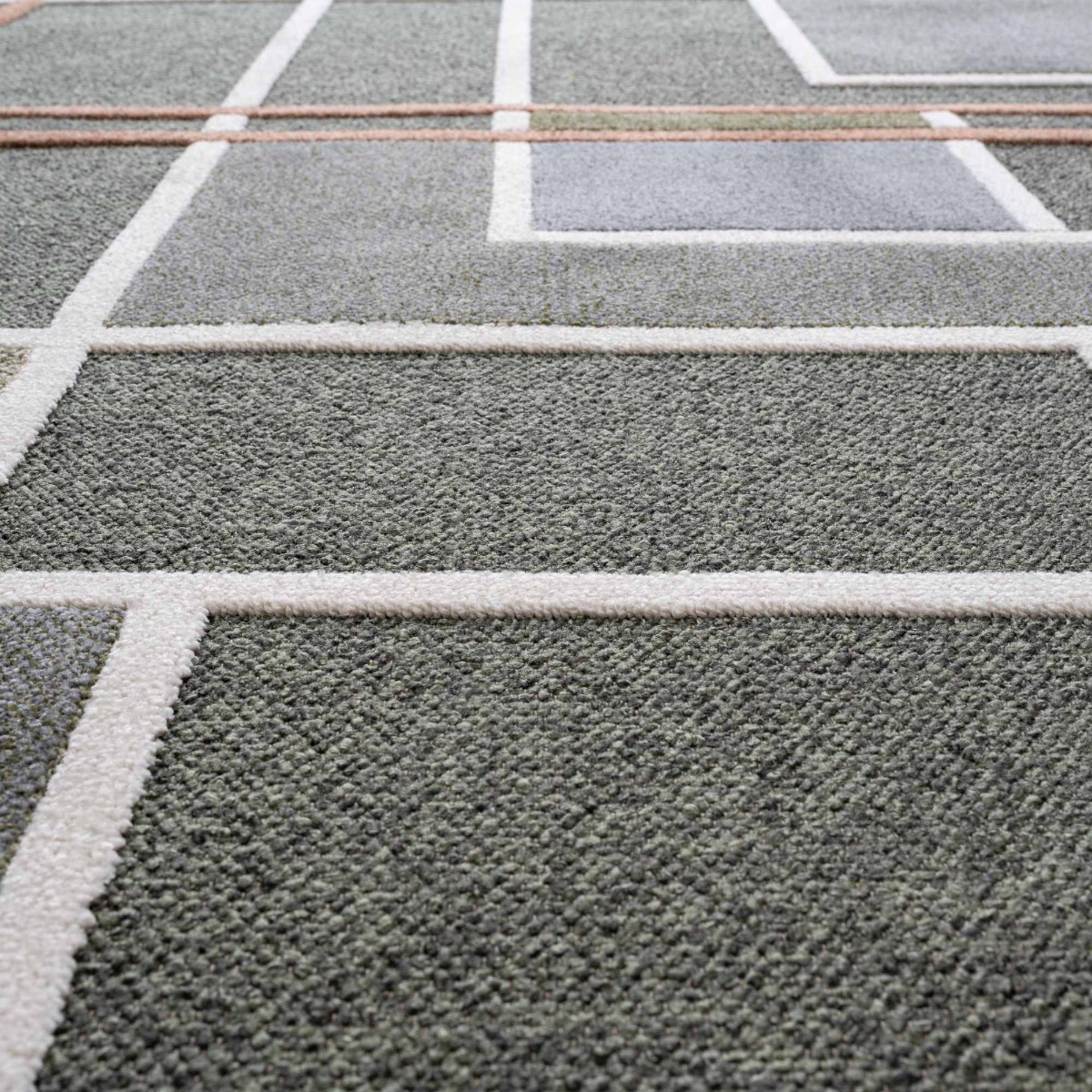 Tapis relief graphique moderne  ALMA LABYRINTHE vert, THE DECO FACTORY