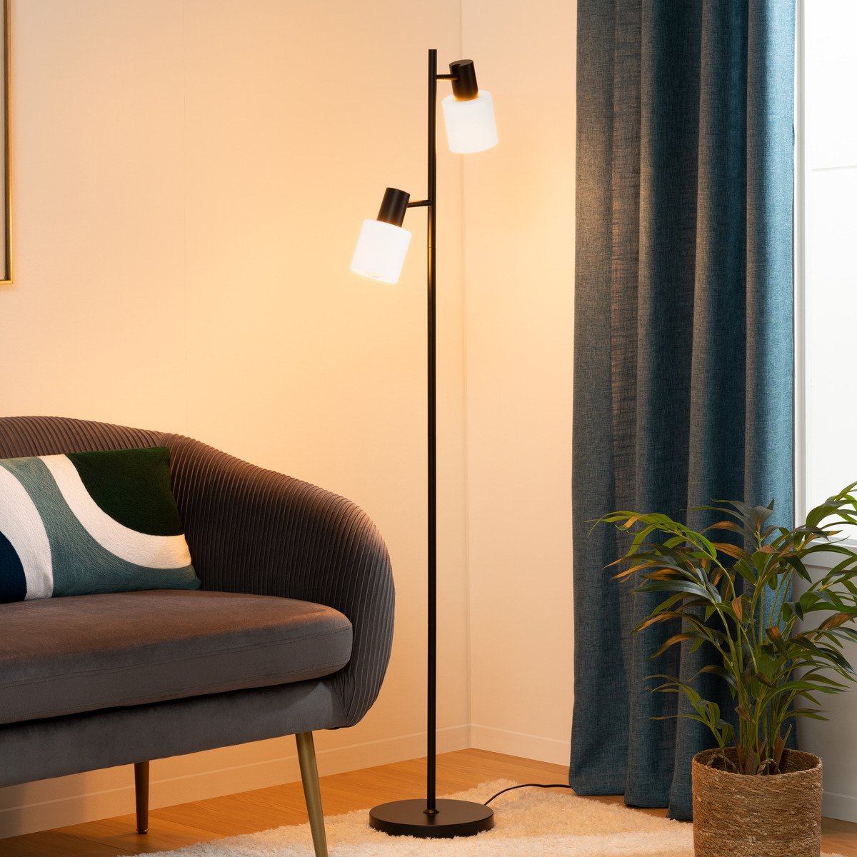 Lampadaire en métal 2 abat-jours en pierre TAIS noir, ATMOSPHERA