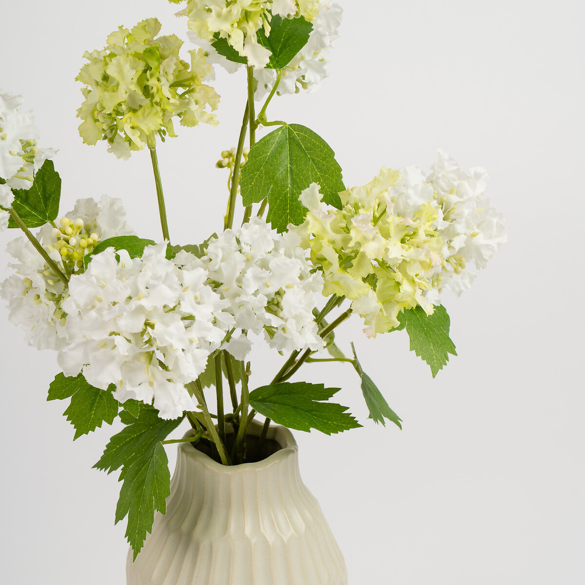50cm Snowball Arrangement in Ceramic Vase white, SO'HOME