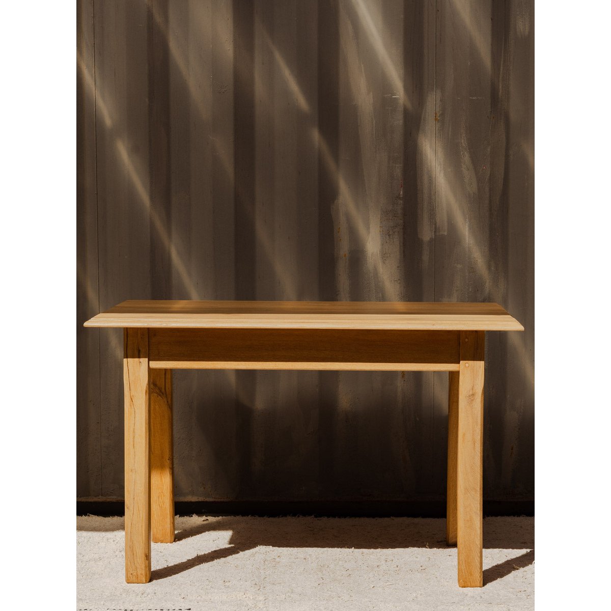 Table à manger en bois Romy N°1483 - Bon état bois clair, DEBONGOUT