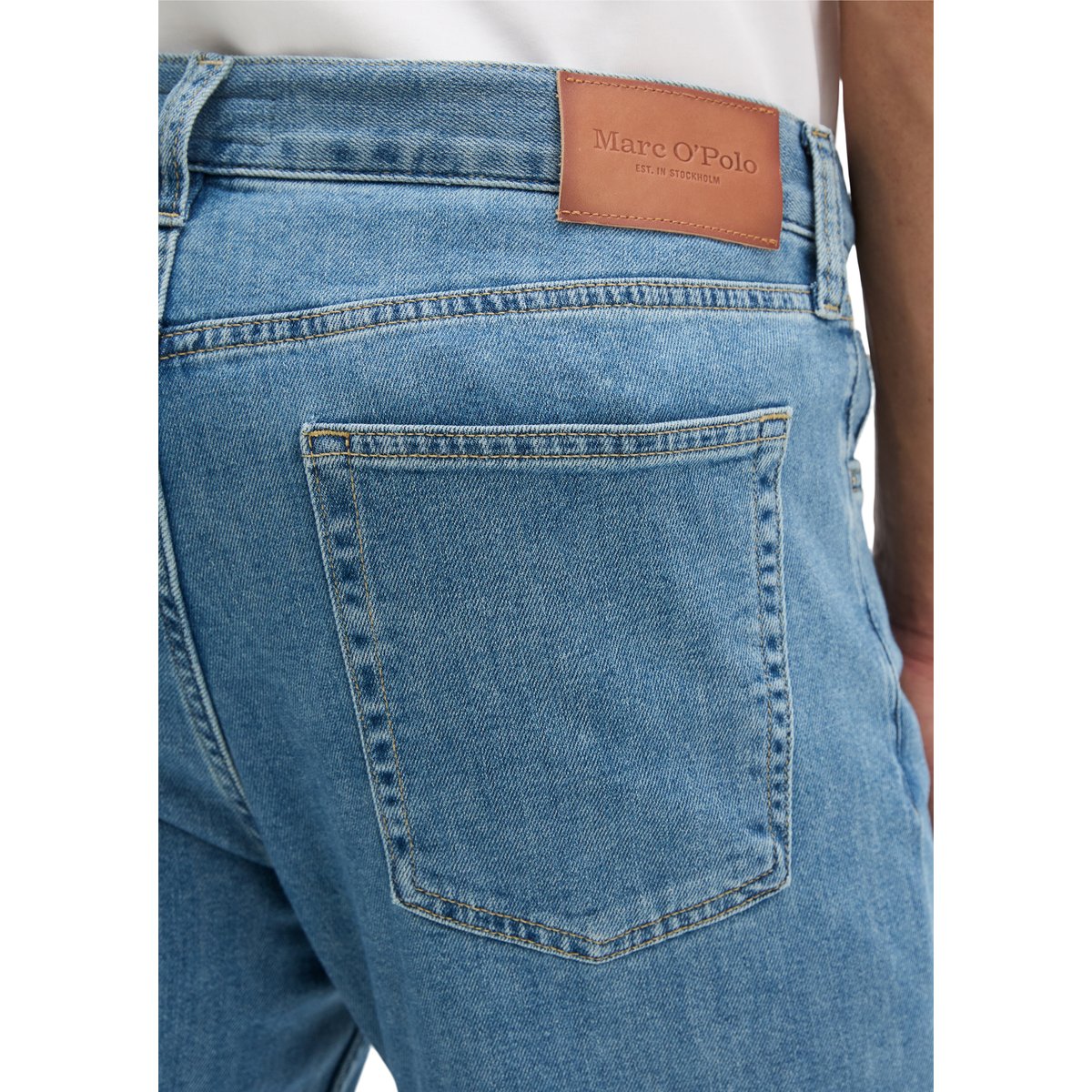 Jeans modèle Kalmo droit en coton bio mélangé bleu moyen, MARC O'POLO