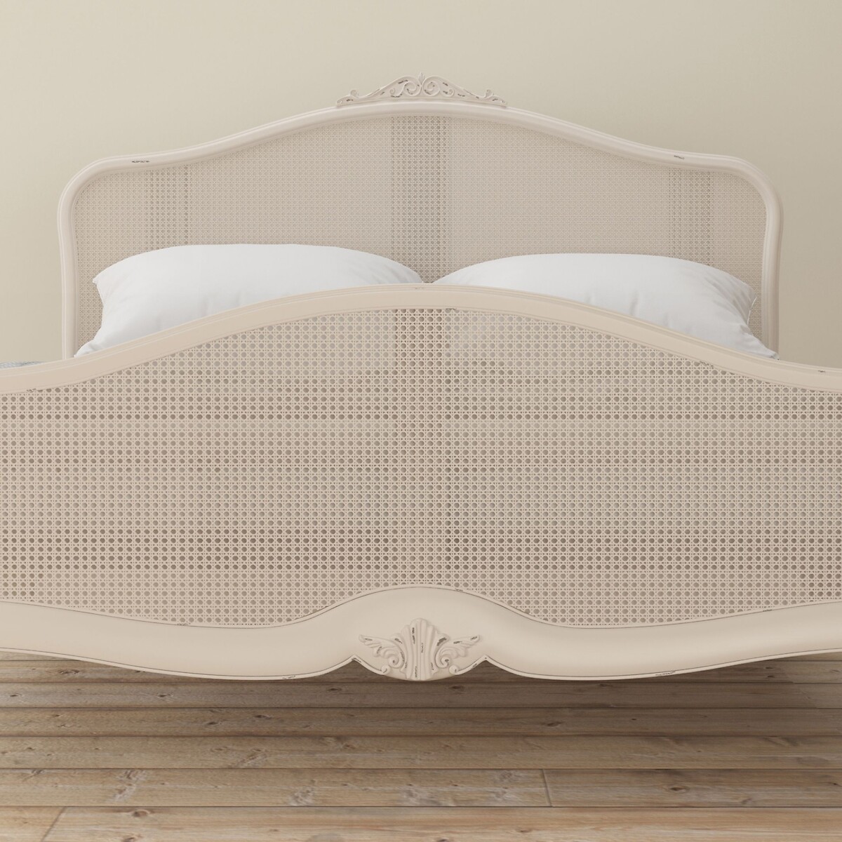 Ivory French-Vintage Rattan Bed with Footboard ivory, WILLIS & GAMBIER