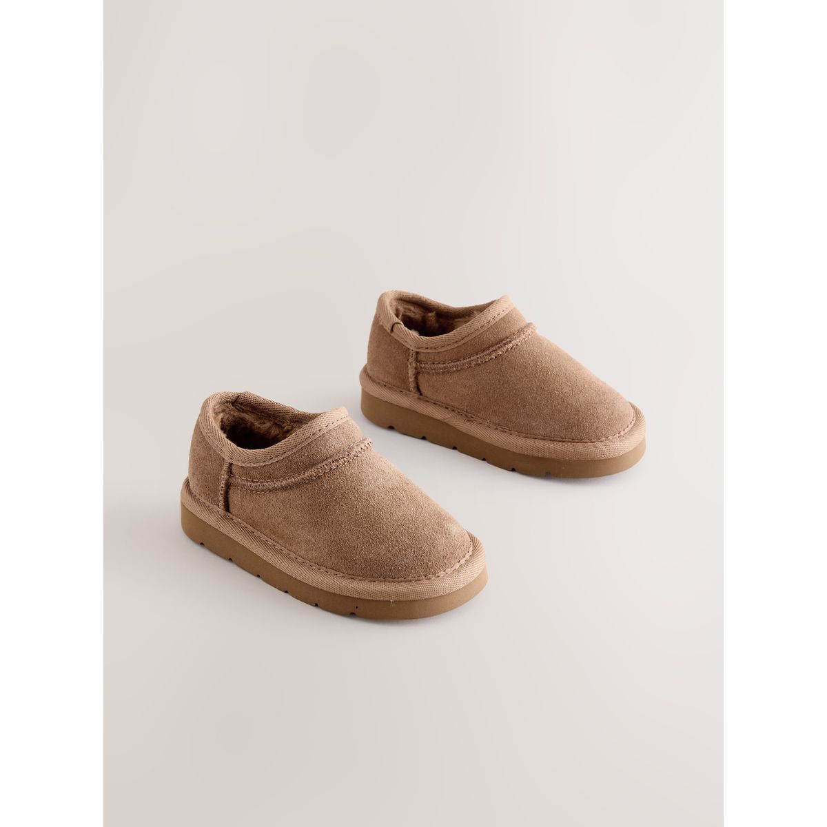 Chaussures en daim marron fauve, NEXT