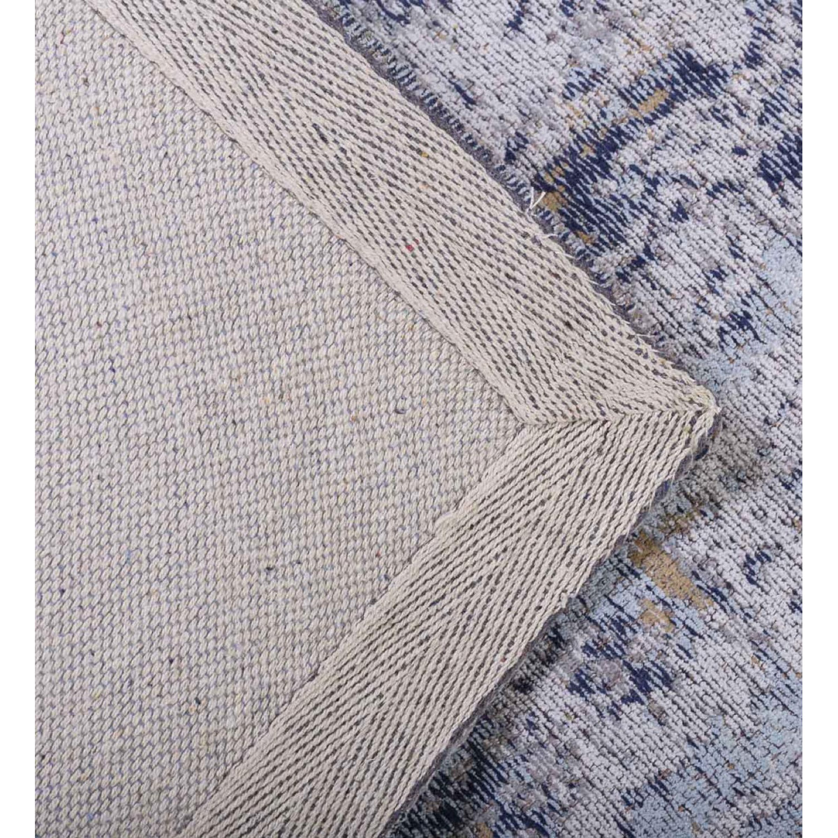 Tapis bleu, DECORATION D’AUTREFOIS