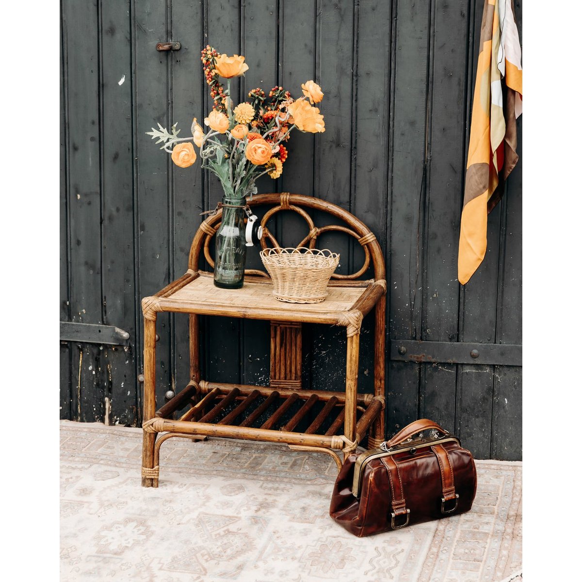Table de chevet en rotin Odile N°517 - Bon état bois, DEBONGOUT