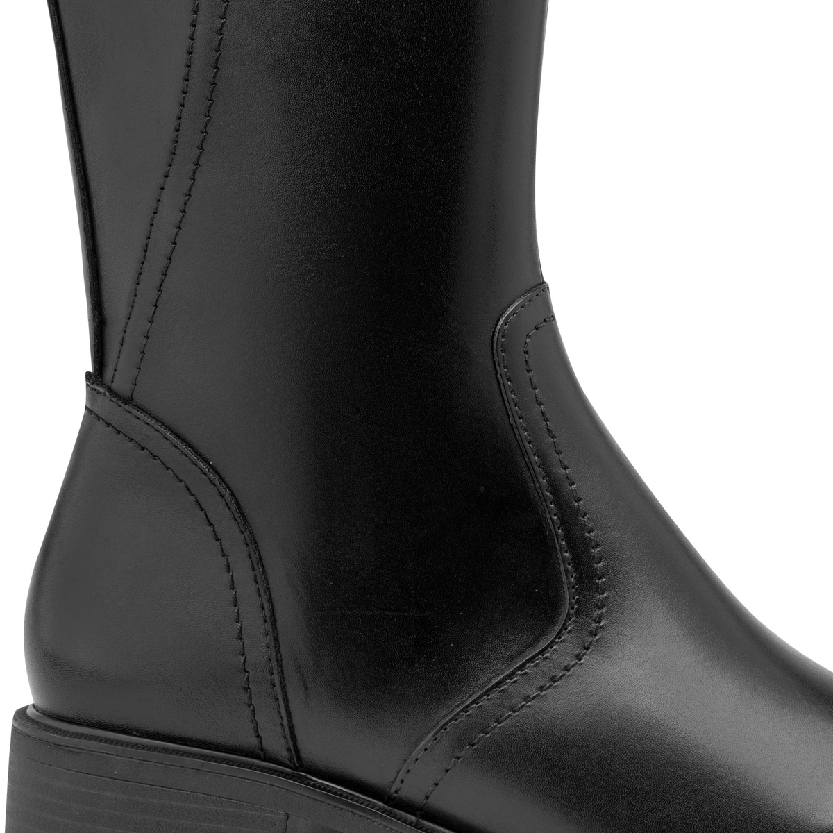 Bottes à talon noir, TAMARIS