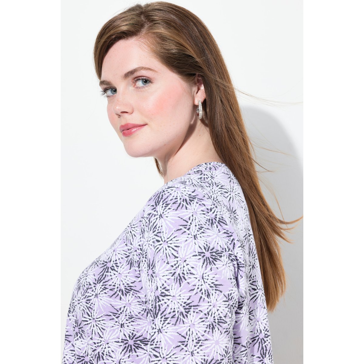 T-shirt à fleurs, col rond et manches 3/4 lavande, ULLA POPKEN