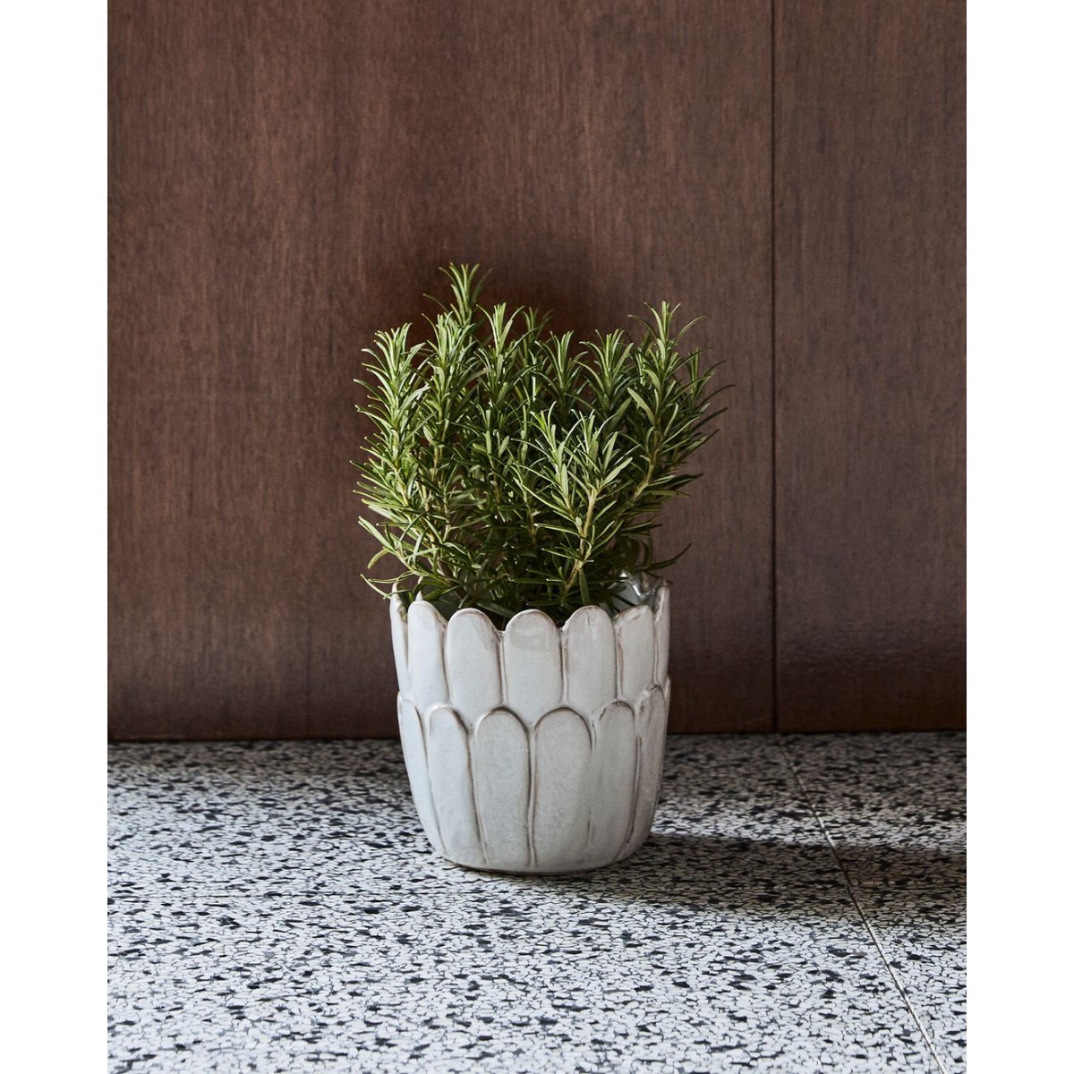 Cache-pot en terre cuite Ezra blanc, HOUSE DOCTOR