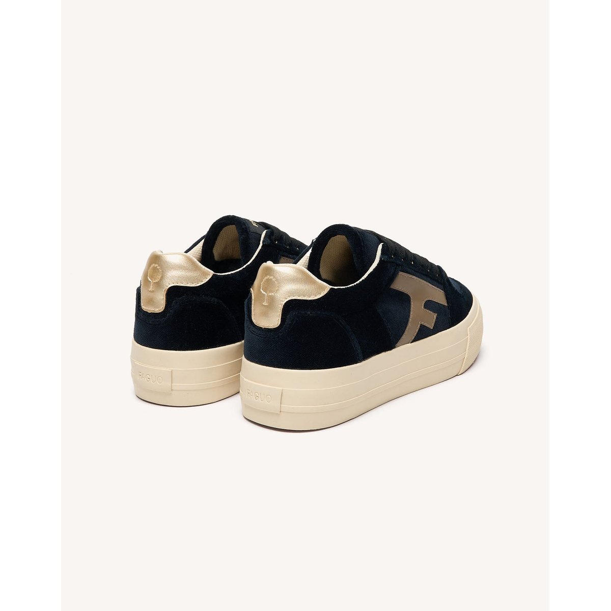 Tennis basses plateforme en velours noir, FAGUO