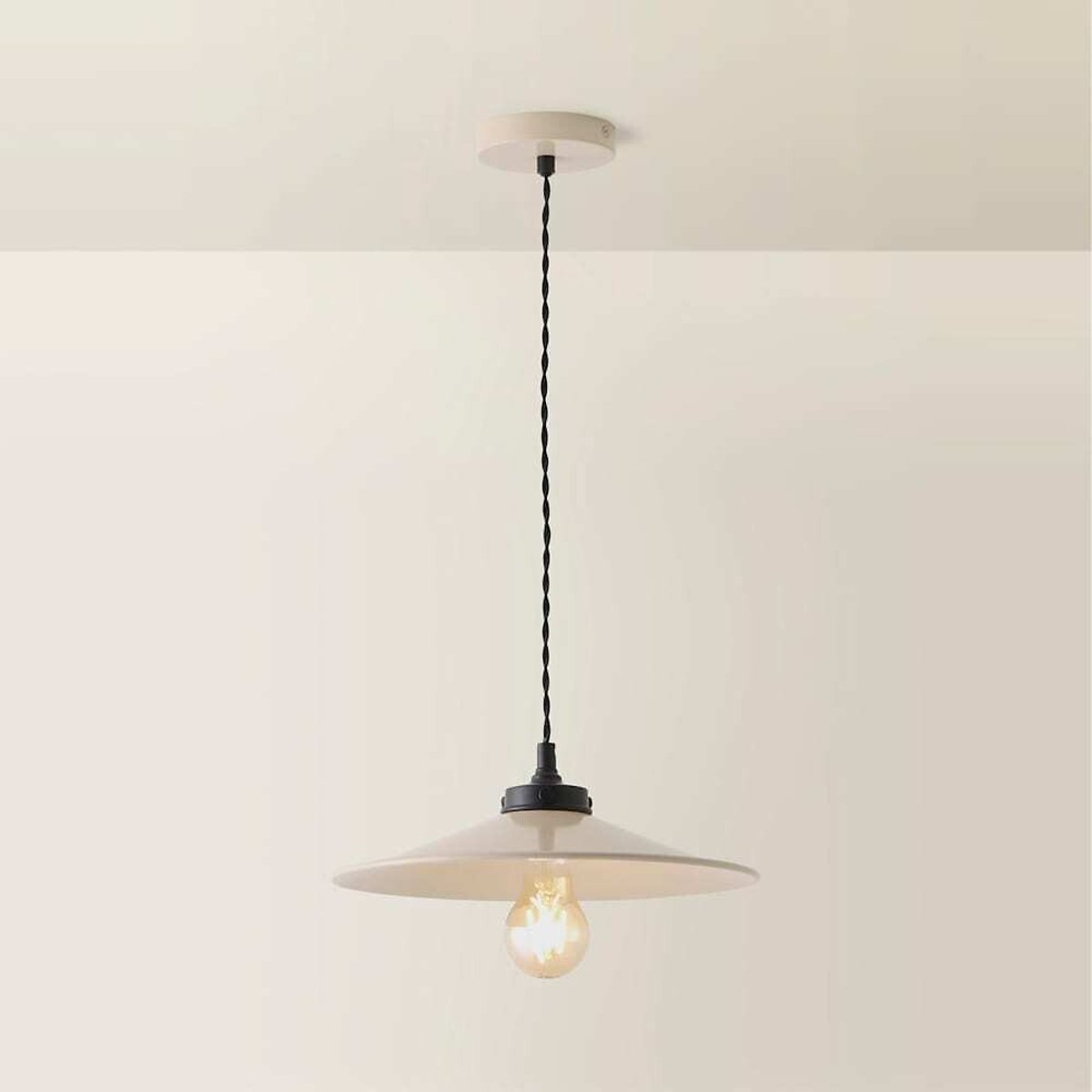 Hadley Rolled Edge Pendant Light natural, SO'HOME