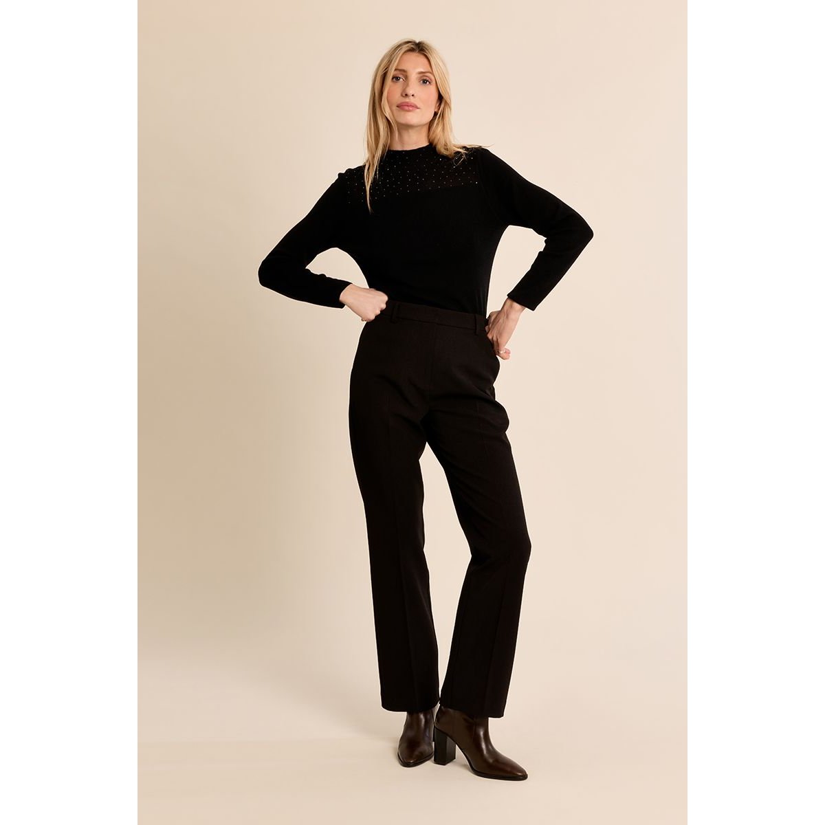 Top manches longues, col en semi-transparence noir, MOLLY BRACKEN