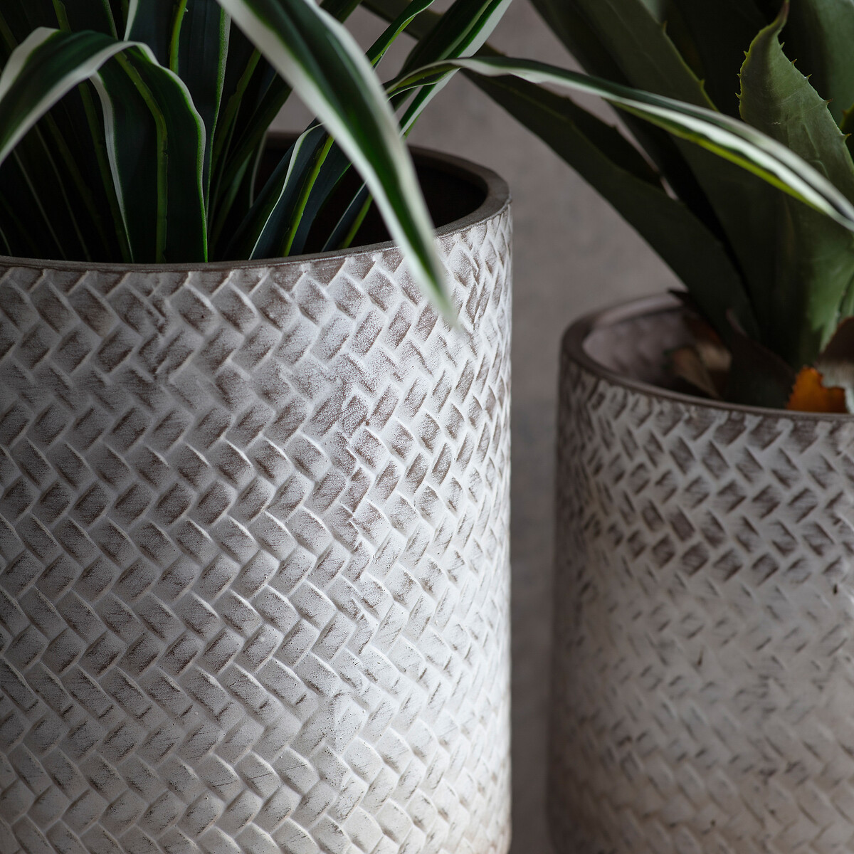 51cm Buxton Metal Planter white, ÉDITÉ