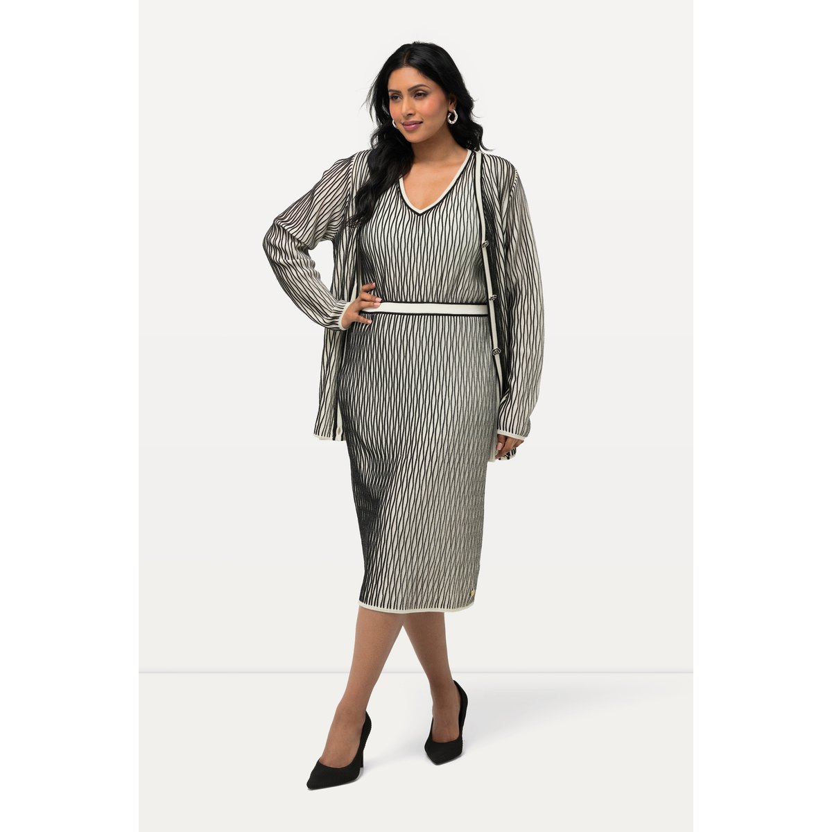 Jupe en maille avec taille élastique. blanc cassé, ULLA POPKEN