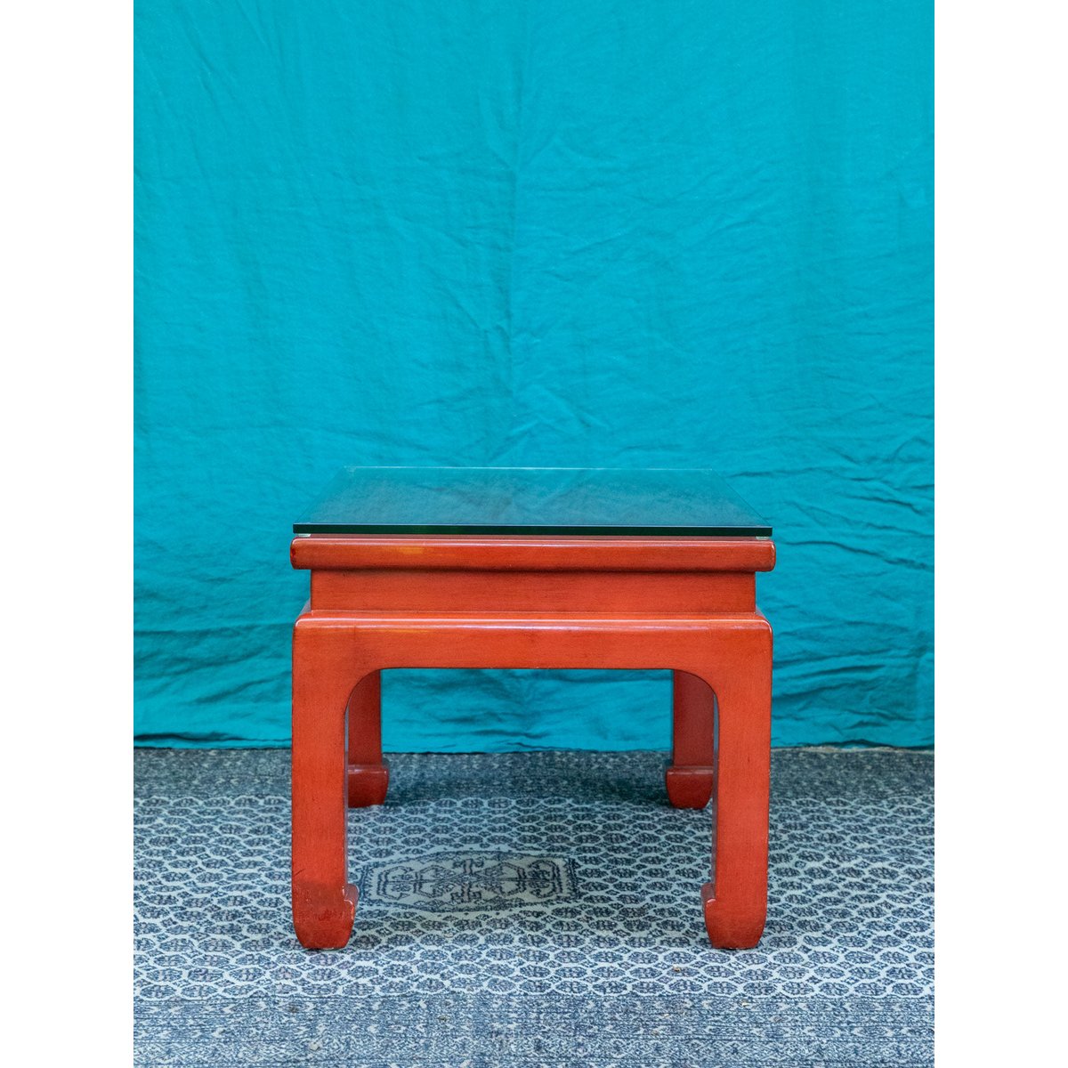 Table basse en bois laqué rouge Donna N°1609 - Bon état rouge, DEBONGOUT