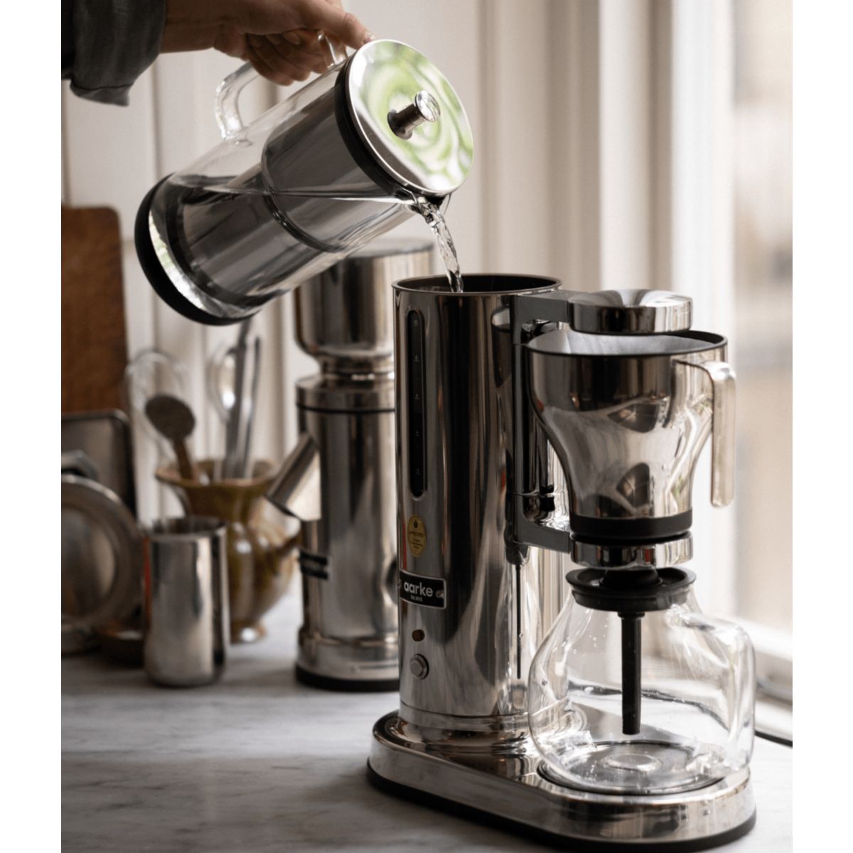 Cafetière filtre AAA1300 couleur unique, AARKE