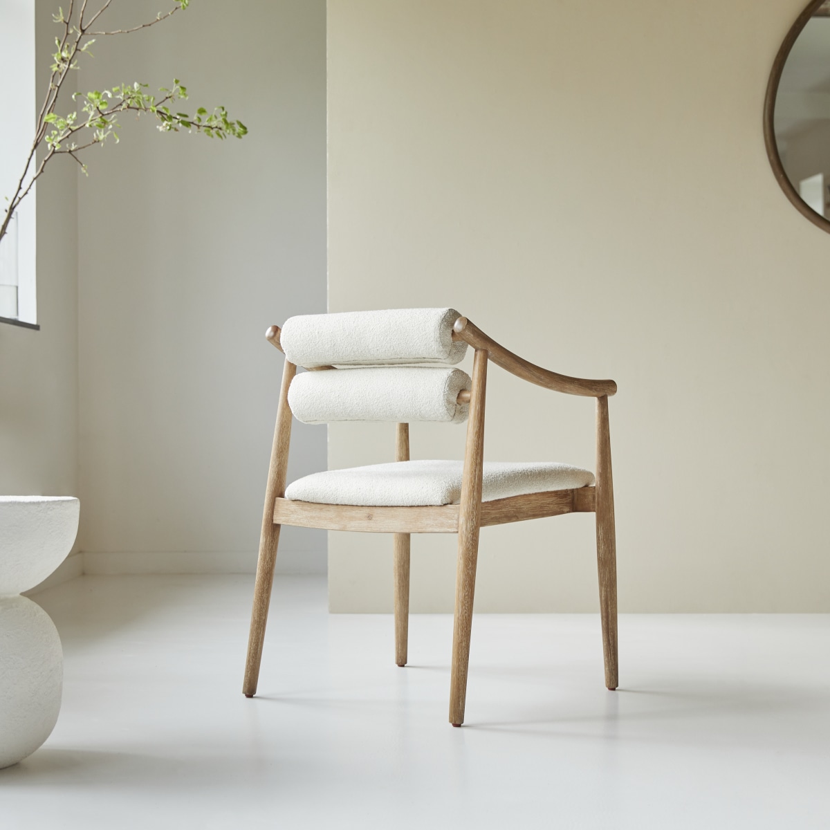 Fauteuil en Acacia massif, COLOMBE beige, TIKAMOON