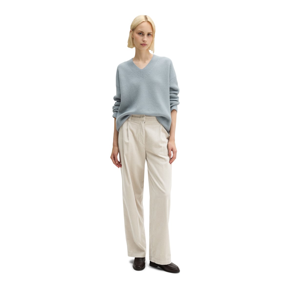 Pull en maille à col en V, coupe ample en mélange de laine vierge douce gris, MARC O'POLO