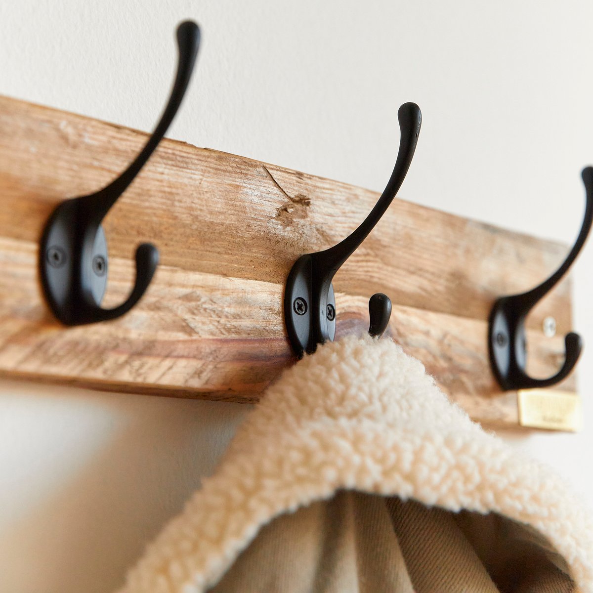 Porte-manteau mural bois massif recyclé et métal - SEKAI marron, HANNUN