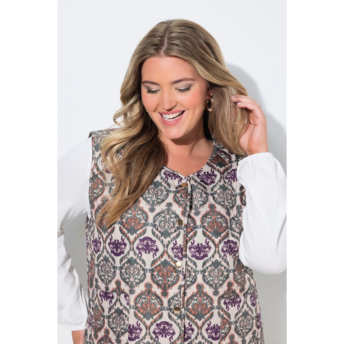 Gilet matelassé, motif champêtre mastic foncé, ULLA POPKEN