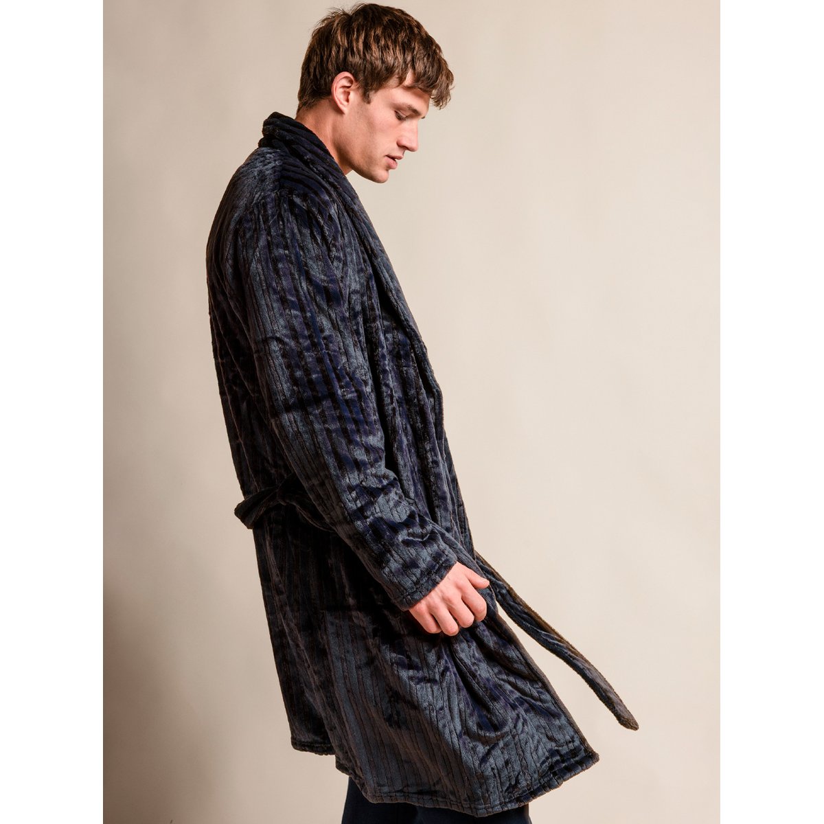 Robe de chambre Everlane bleu marine, ADMAS