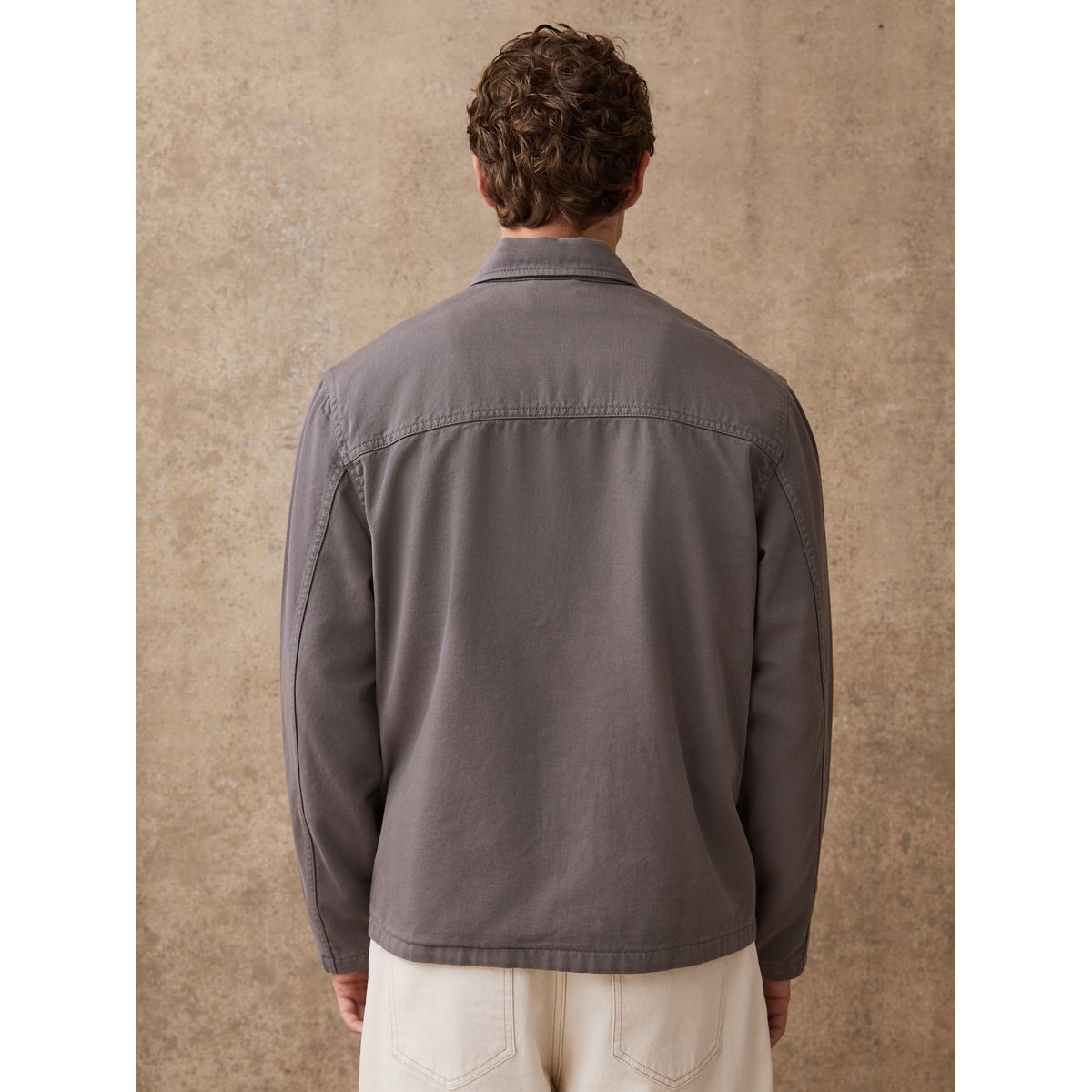 Surchemise coupe boxy en twill gris anthracite, NEXT