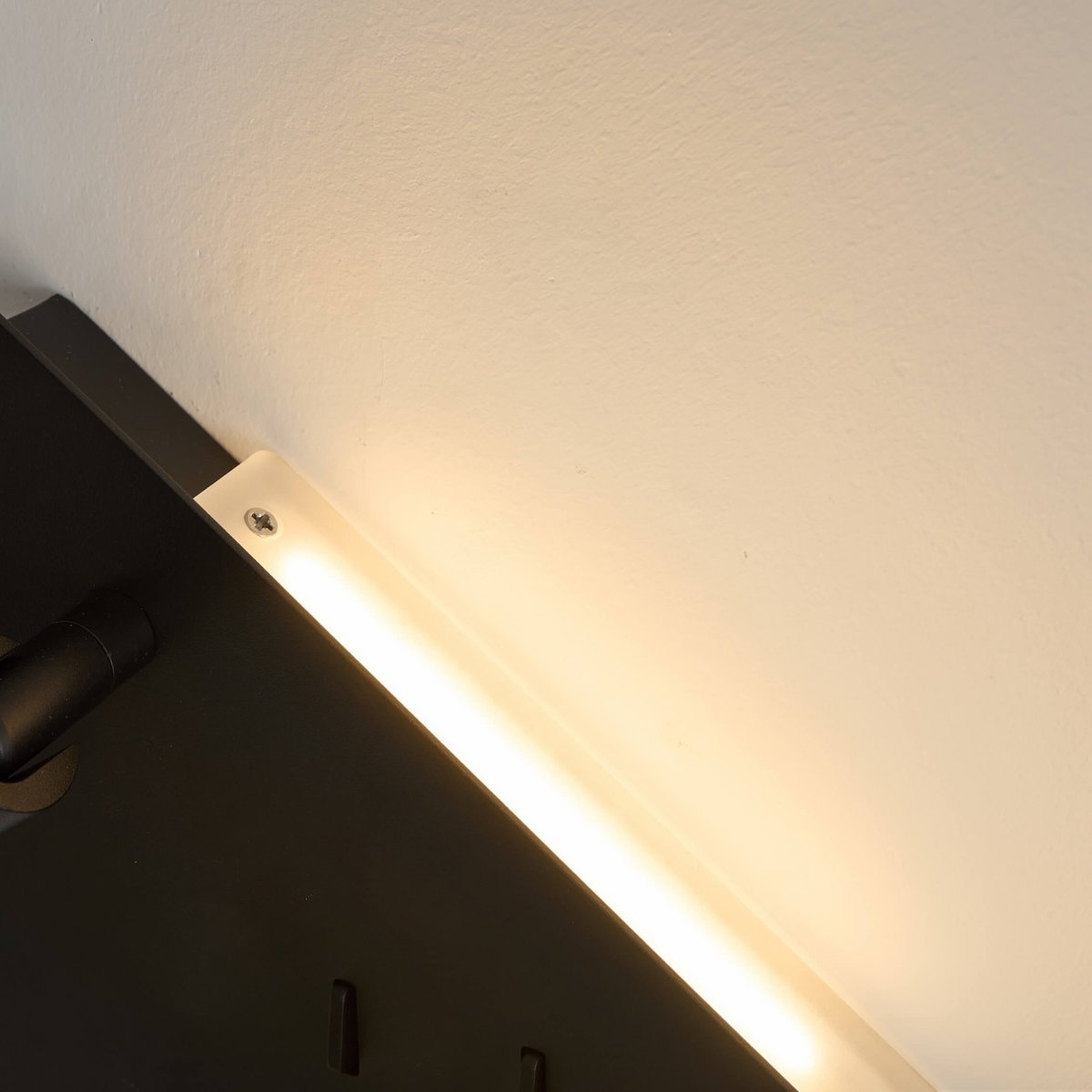Applique triangle liseuse gauche LED - ELARIS noir, KOSILUM