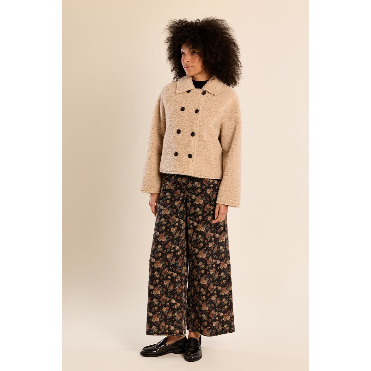 Veste courte imitation mouton beige, MOLLY BRACKEN