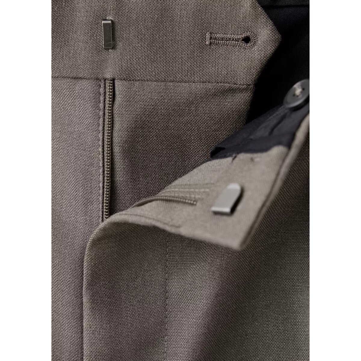 Pantalon relaxed-fit pinces marron moyen, MANGO MAN