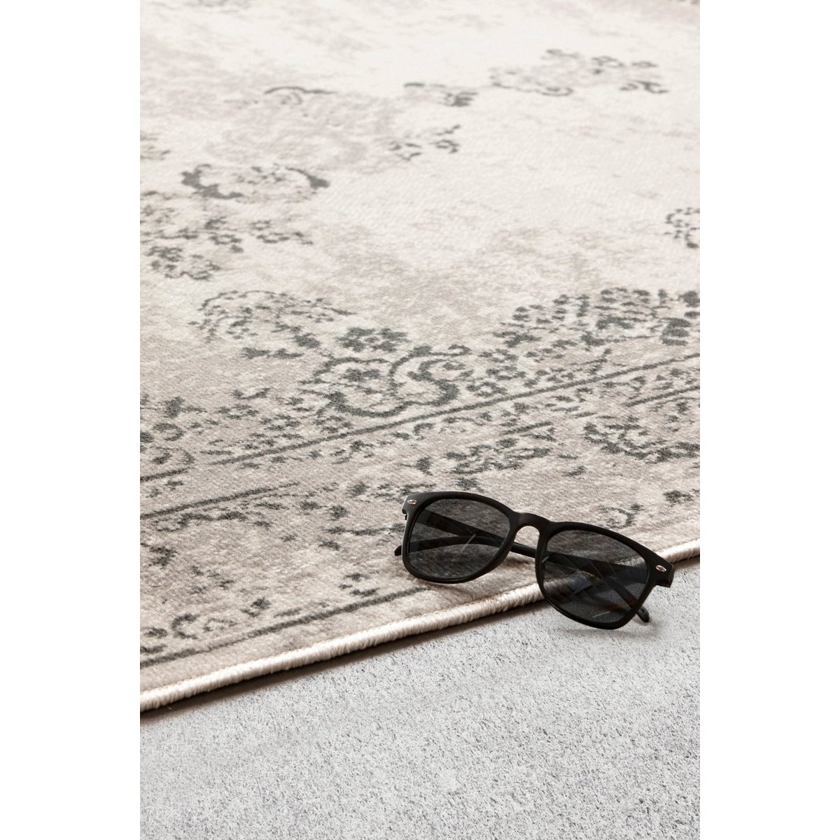 Tapis design de style vintage OTTOMAN gris minéral, AFK LIVING
