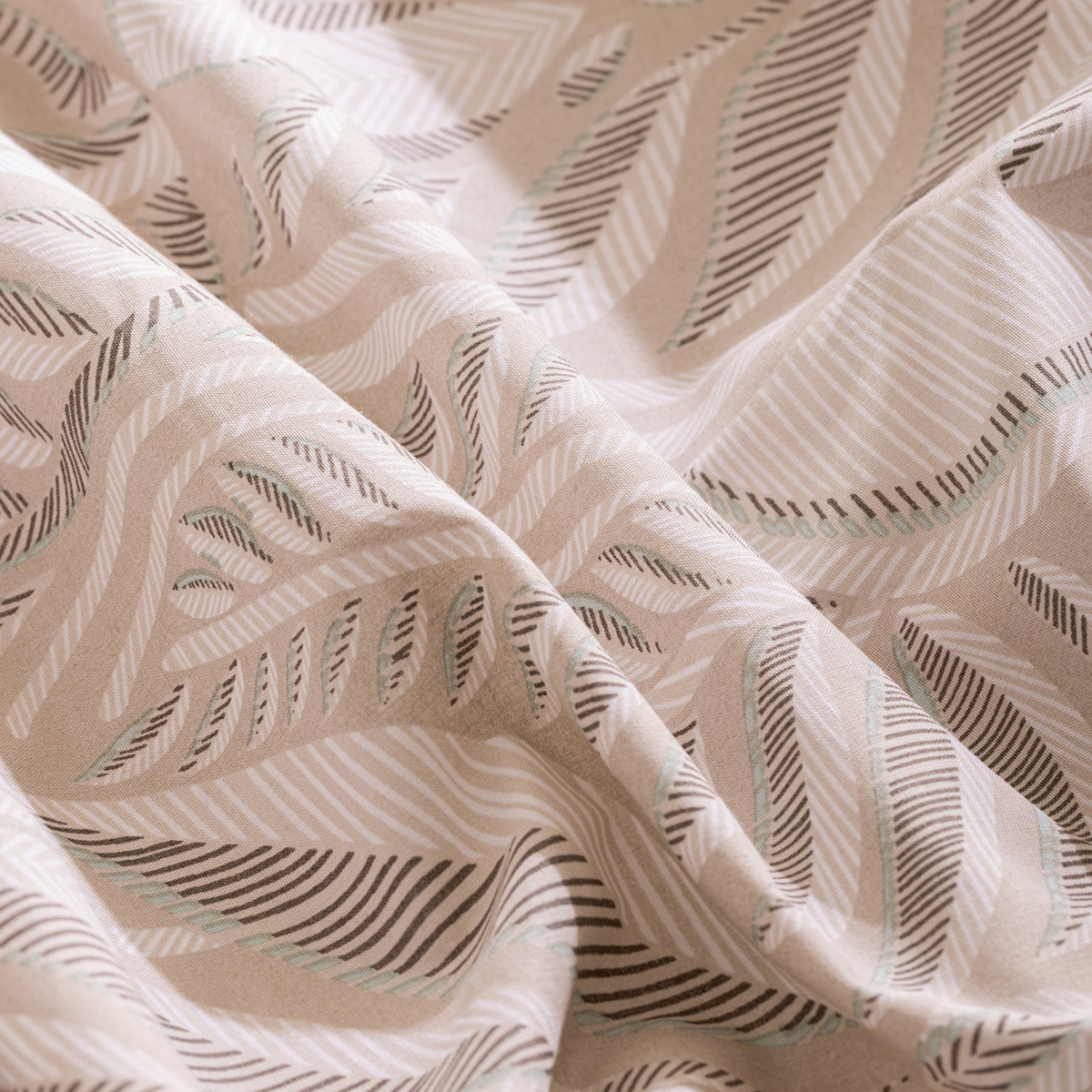 Parure de lit imprimée réversible NALH beige lin, ATMOSPHERA