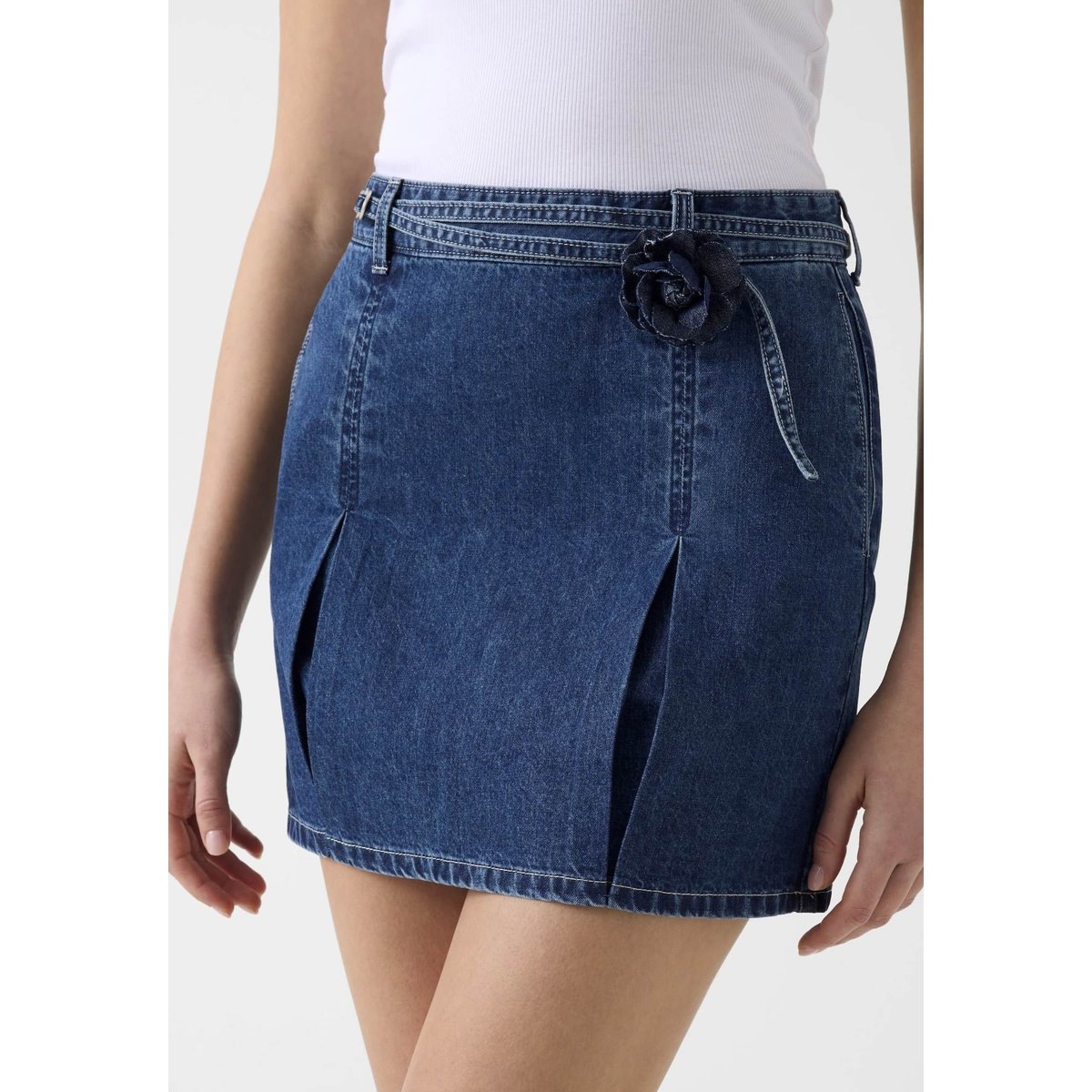 Mini-Jupe En Denim bleu foncé, GUESS