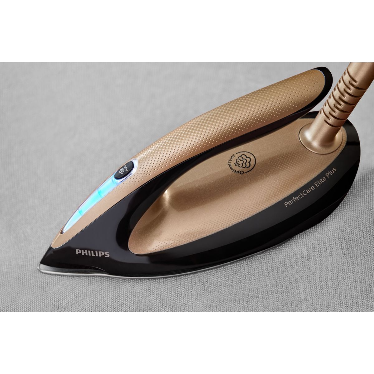 Centrale vapeur GC9682/80 noir et doré 1,8L couleur unique, PHILIPS