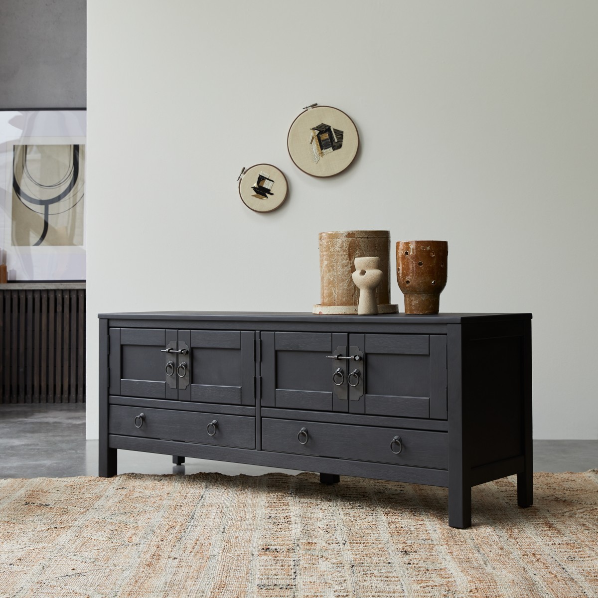 Meuble Hi-FI, TV en Pin massif, THAKI BLACK noir, TIKAMOON