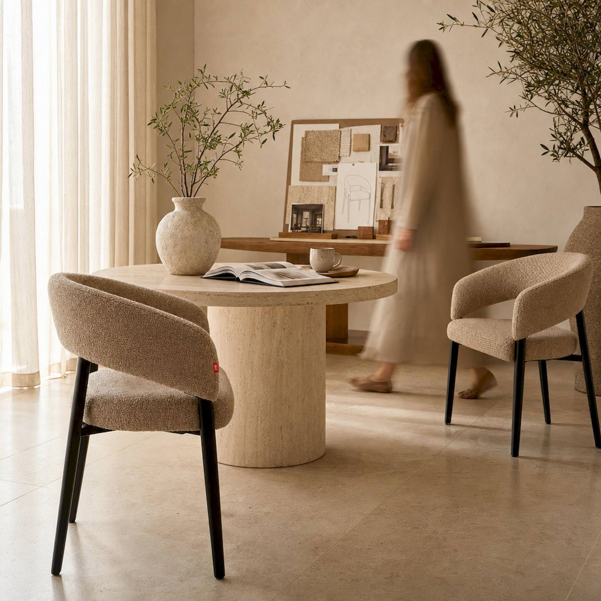 Chaise contemporaine collection VACIO beige et noir, RECOLLECTION