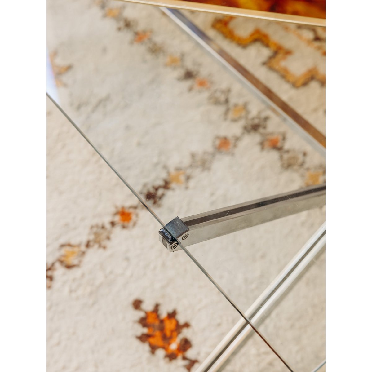 Table basse au plateau en verre Donna N°1559 - Bon état transparent, DEBONGOUT